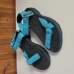 Rafters woman sandals size 6